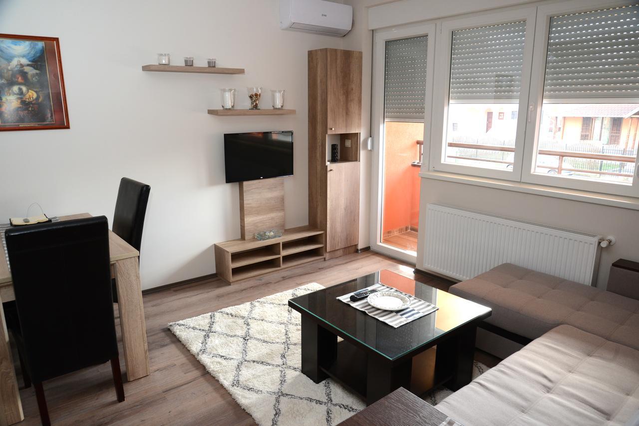 "Sonja Apartman" Jagodina Apartment Exterior foto